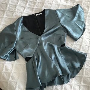 Beautiful silky plunge neck top